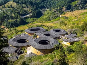 暑假招募·福建 l 跟着大鱼海棠寻梦福建土楼，方圆...