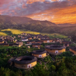 福建6天5晚，跟着大鱼海棠寻梦福建土楼，方圆天地间，感受不可思议的神秘梦幻！